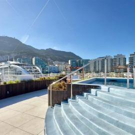 VV - The Marina Nest with Rooftop Pools