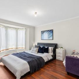 south Brighon 4 mins to beach near cafe shops