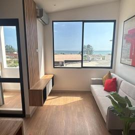 Comfortable apartment with ocean views