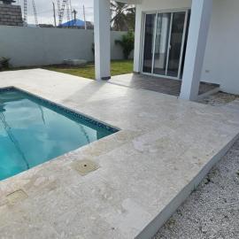 Modern Caribbean Townhouse with Private Pool Near the Beach, hotel din Cabarete