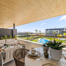 CasaBlanka Boutique Apartment, Sunny Terrace & Heated Pool - Lagoons Village Resort, hotel i Torrevieja
