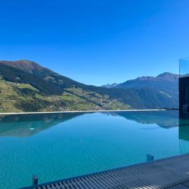 Apart Alpine Retreat 3