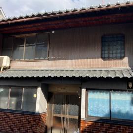武生駅東口から徒歩2分の一棟貸切民泊最低限武生駅裏