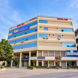 FabHotel The Grand Shivalik, hotel v mestu Morbi