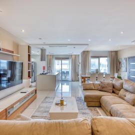 Siggiewi Penthouse with Two Terraces, 3 Bed