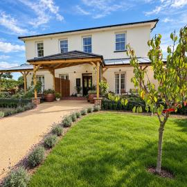 Sefton Place - Luxury Suites & Ensuite Rooms near Arundel, West Sussex