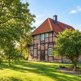 Hof Allerniederung โรงแรมในHäuslingen
