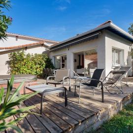 Villa L'escale 600 m de la plage, Hotel in Andernos-les-Bains