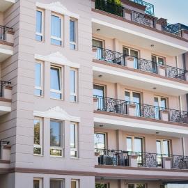 Kapana Premium Apartment with Private Garage
