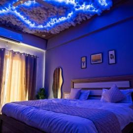 Velora Cloud Escape, near expo mart, pari chowk