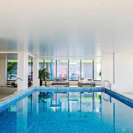 Superb SeaSide Apartment Indoor Swimming Pool Spa، فندق في مامايا نورد نافورداي