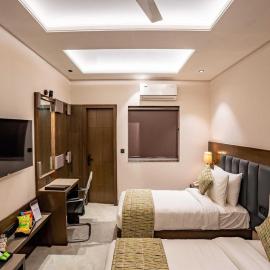 Clubhouse Hotel Raaj by CheckIn - Tajnagri, Agra