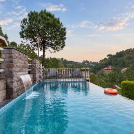 StayVista at Shivangan Kasauli with BBQ, Bathtub & Infinity Pool