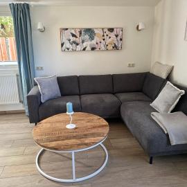 Ferienhaus-Schwalbennest-Bella“-in-Albertsdorf-Naehe-des-Strandes-Gold, hotel di Albertsdorf