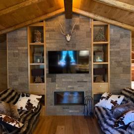 Leonville Luxury Apartment