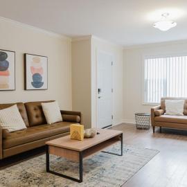 LUX Modern 4BR 2BA Home with Deck, BBQ & Fireplace