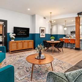 NOLA Favorite Suite Rooftop Pool Game Room and Gym