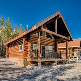 David Thompson Resort, hotel din Cline River