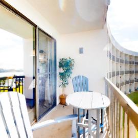 Cozy coastal efficiency with kitchenette balcony with sound views & pool