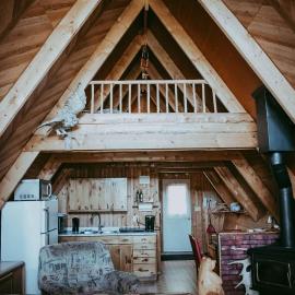 The Papa Bear Cabin - Bear Creek Cabins, hotelli kohteessa Winfield