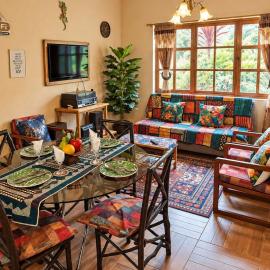 LODGE NATAN -Cabaña El Colibrí - 5 personas, viešbutis mieste La Delicia