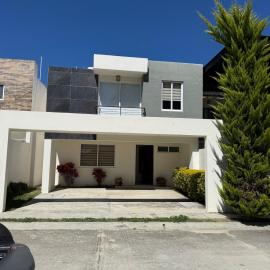 House in Villas Del Rosario subdivision, Hotel in Comitán de Domínguez