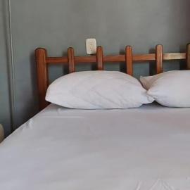 Ocre Flower Cabins, hotel v mestu Fortuna