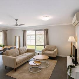 Bright Family Retreat - Quiet Caboolture Stay - Holiday Home, hotel v destinaci Caboolture