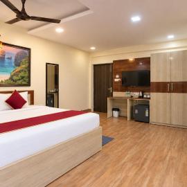 Familto - The Bay Suites