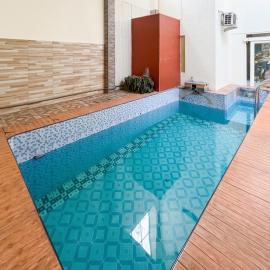 RedDoorz Syariah at Emas 23 Blimbing Malang, hotel in Rampal