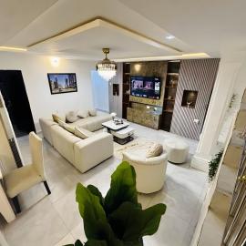 Amazing Grace Apartments Luxury 4-Bed Duplex, viešbutis mieste Ibadanas