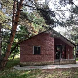 Dom v lesu Sevan, hotell i Sevan