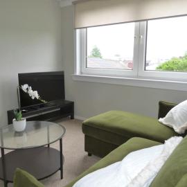 2-Bed flat can sleep 5 guests with free parking
