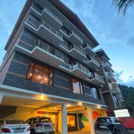 Navaura Stays & Cafe, Old Manali