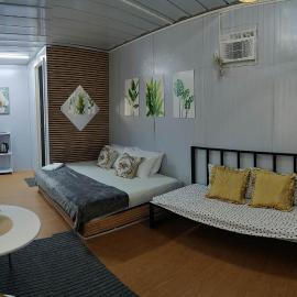 Villa Seresa Family Container 1