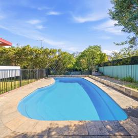 3 bedrooms house with private swimming pool in Lisarow