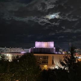 Excelsior English Park and Theater View