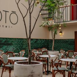 Toto Hotel