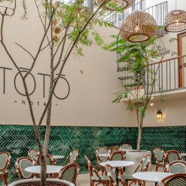 Toto Hotel
