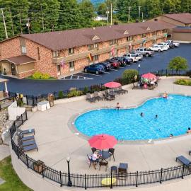 Skyline Hotel Lake George