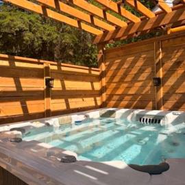 Log cabin with SPA, pool, and small beach