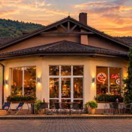 Hotel Krak, hotel Myślenicében