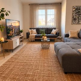 Welcoming 2 bedroom stay with parking