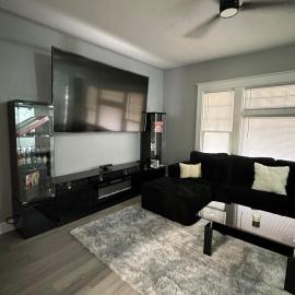 Modern Indianapolis Retreat close to downtown