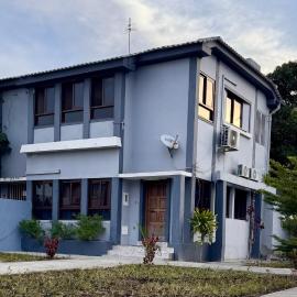 The Embassy: Beira şehrinde bir otel