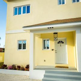 Unit 4 - Modern 2BR Near Cable Beach