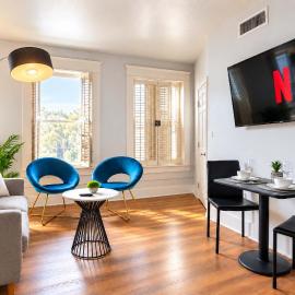 Downtown Gaslamp 2BR Retreat Walk Everywhere