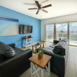 Spacious 2BR Condo with Great Views N302