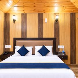 Hotel Kanha Residency & Suites, hotel a Balanga
