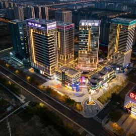 桔作酒店 许昌东站胖东来天使城店, hotel din Xuchang